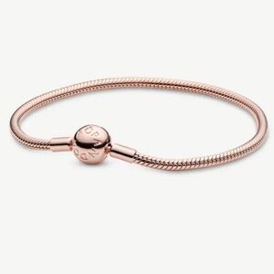 Authentic Pandora Moments Snake Chain Bracelet size 7